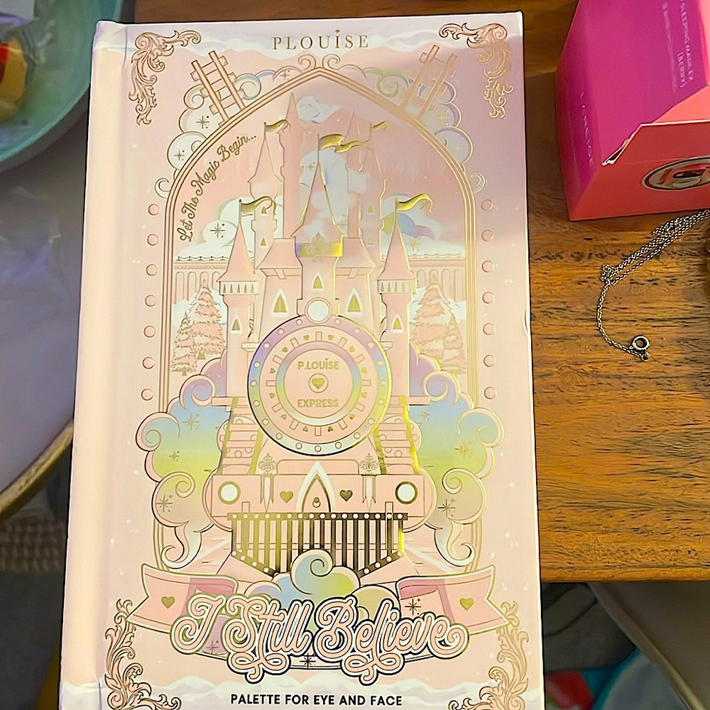 Plouise i still believe 2024 advent calendar makeup book day 25 palette